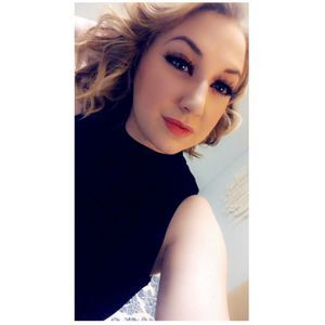 Meet your Posher, Brooke